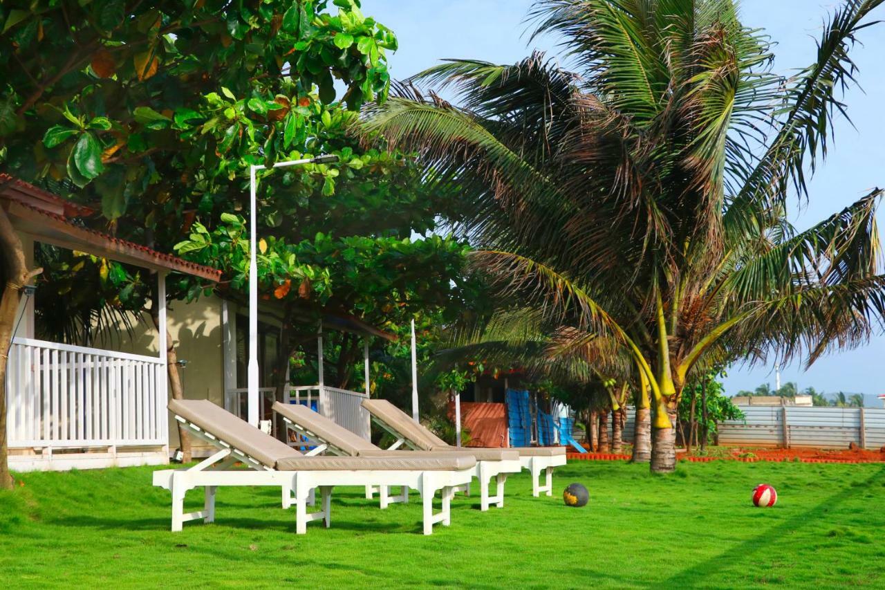 Sea View Beach Resort Shekhadi Shrivardhan Exterior photo