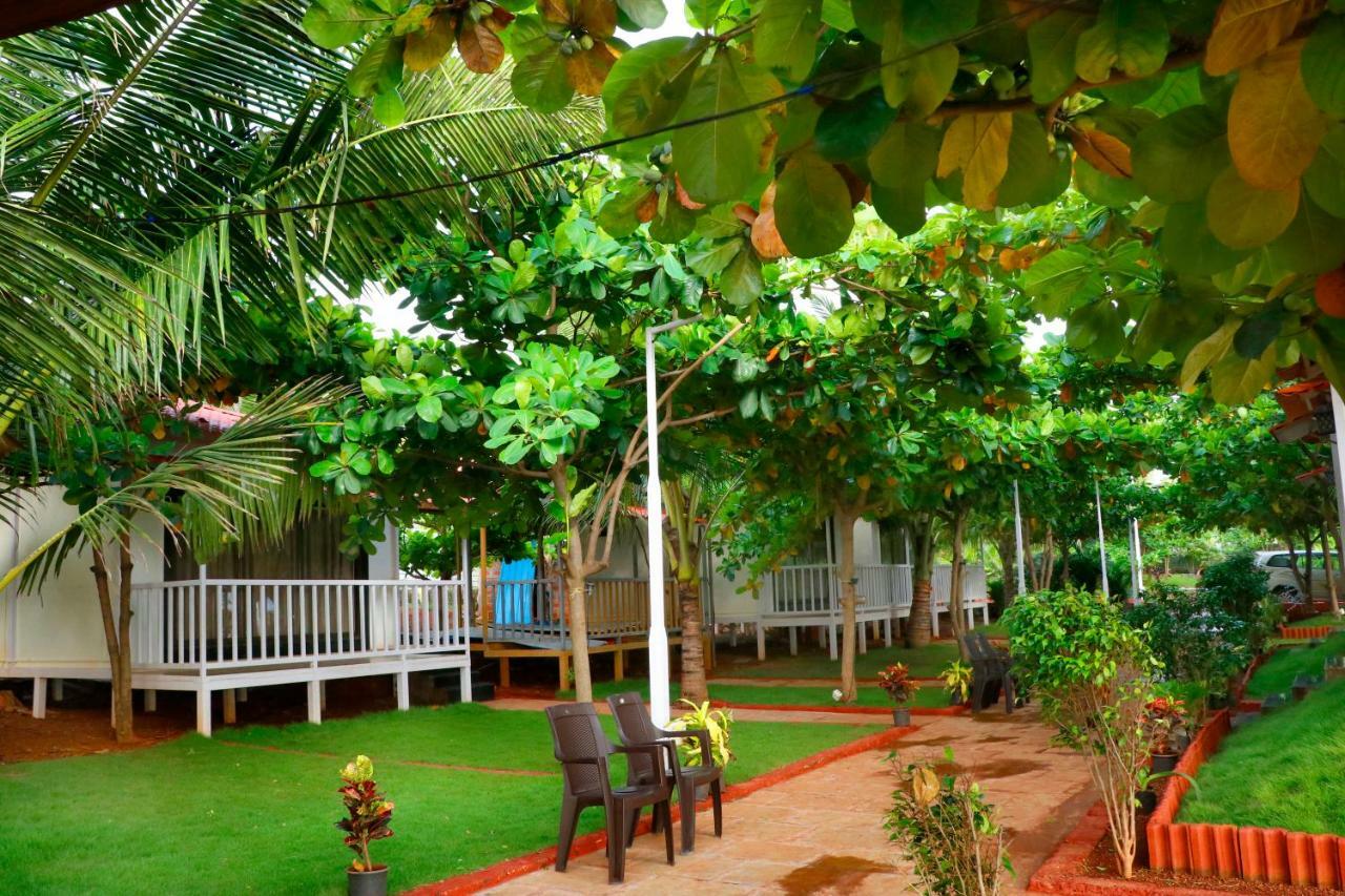 Sea View Beach Resort Shekhadi Shrivardhan Exterior photo